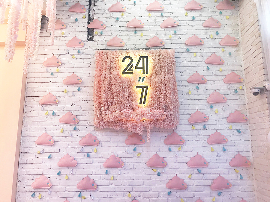フラワーカフェ『24“7』